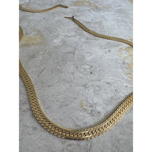 Vintage 30" Gold Tone Snake Chain Necklace With Clasp Closure Unisex - Picture 6 of 8